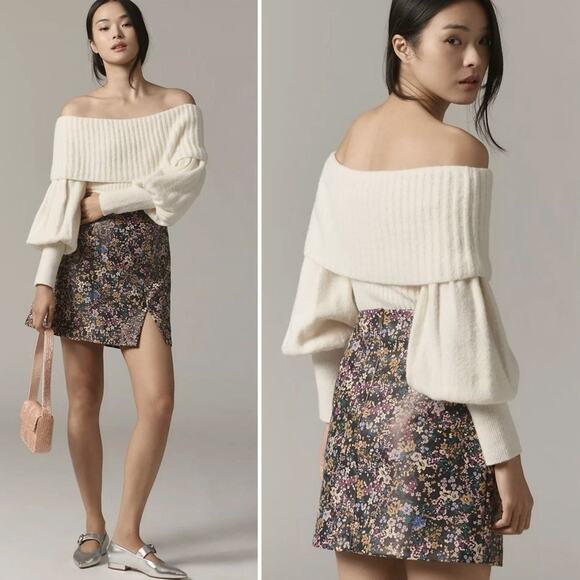 Anthropologie Dresses & Skirts - Anthropologie Maeve Floral Faux Leather Mini Skirt Side Slit Size 8